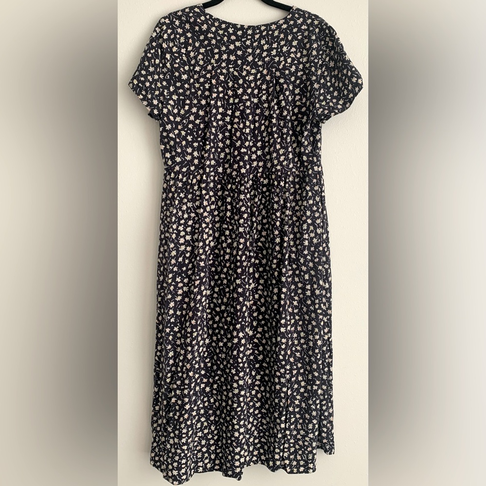 Good Condition, Madewell, Navy Blue Floral Mock Wrap Dress w/Pockets, Sz Medium - Picture 6 of 8
